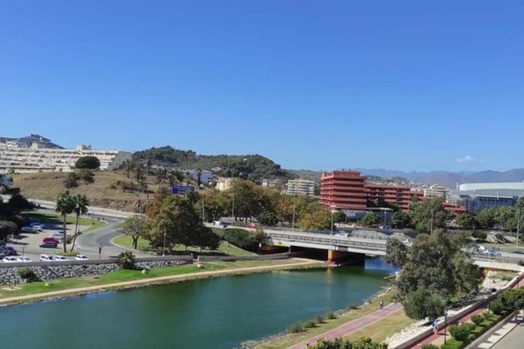 El Rey - Beach Front Two Bedroom Apartment Fuengirola Eksteriør billede