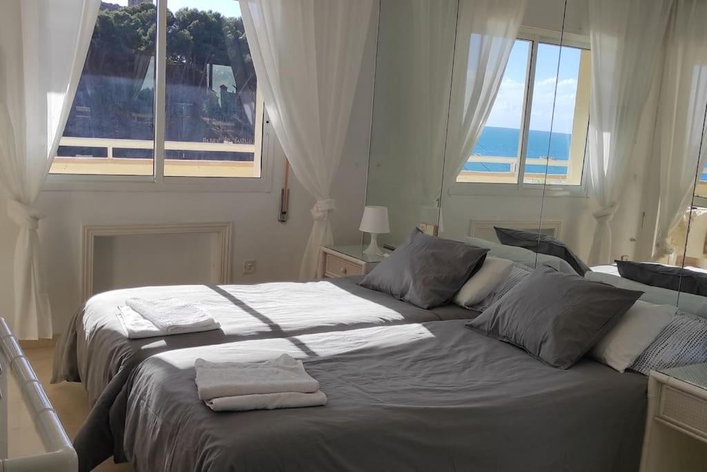 El Rey - Beach Front Two Bedroom Apartment Fuengirola Eksteriør billede