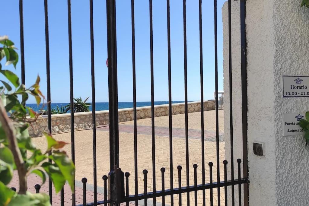 El Rey - Beach Front Two Bedroom Apartment Fuengirola Eksteriør billede