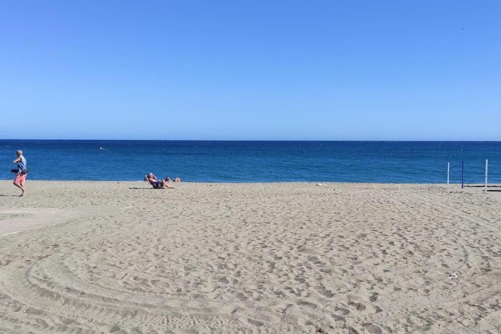 El Rey - Beach Front Two Bedroom Apartment Fuengirola Eksteriør billede