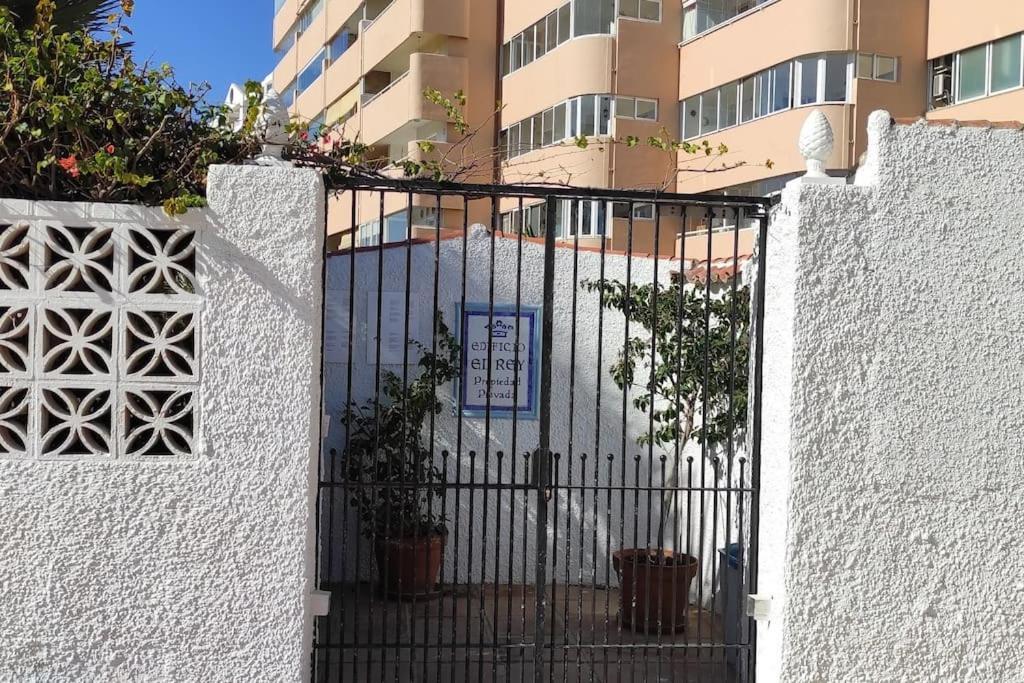 El Rey - Beach Front Two Bedroom Apartment Fuengirola Eksteriør billede